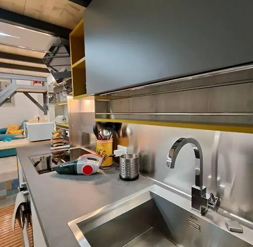 La Casa Dei Cristalli * Генуя